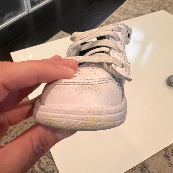 Nike Jordan 1 low alt shoes size 5c - Picture 8 of 9